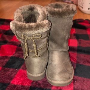 brown boots with fuzz and lace